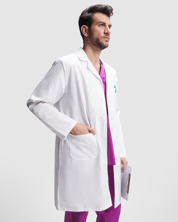 Ιατρική μπλούζα Roly Workwear Vaccine 9094 σε λευκό χρώμα
